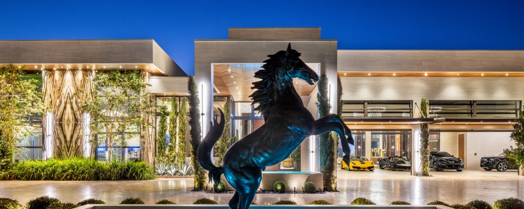 A Ferrari-Inspired Ultra-luxury Estate Sets a Record in Delray Beach